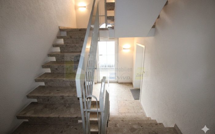 Hauseingang_Treppenhaus