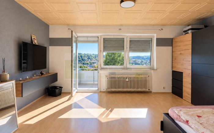 Schlaf- / Wohnzimmer mit Weitblick