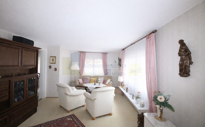 Wohnzimmer OG Hauptwohnung