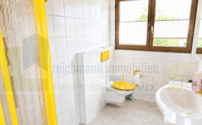 Badezimmer DG