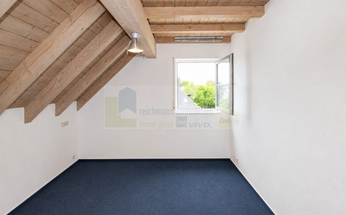 Zimmer 1 Dachstudi